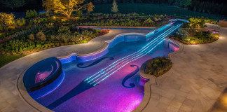 Káprázatos úszómedencék vízimádóknak!