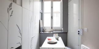 Stúdió lakás 8 nm-en ami valóban lakható – Videóval mini stúdió lakás étkező