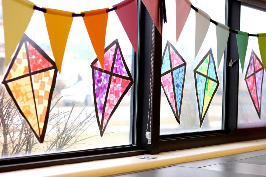 ablaküveg dekoráció papírsárkány