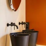 kis nyaraló – vödör designmosdó