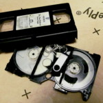 rejtekhely – titkos rekesz – VHS videó-kazetta