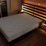 ágy készítés DIY kreatív – raklap ágy rejtett és hangulat világítással
